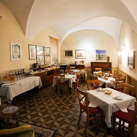 Albergo Della Torre Dal 1891 Трескоре-Бальнеарио Экстерьер фото